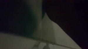 Video gay anador banheiro
