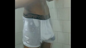 Video gay gozando de cueca