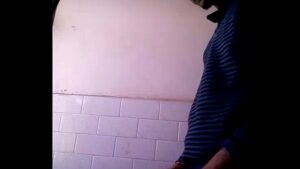 Video gay indian public toilette