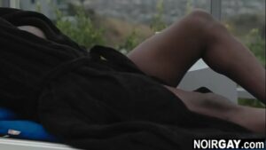 Video negro gay bunda linda na massagem