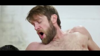 Vídeo porno gay colby keller