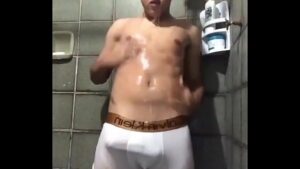 Video porno gay de cantres brasileiros de cueca