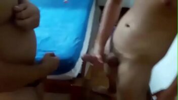 Video porno gay dupla penetração no novinho amador