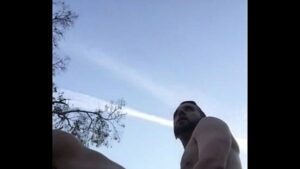 Video porno gay flragra tio fodendo amigo