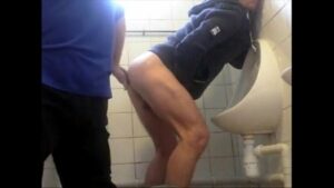 Videos amadores sexo gay no banheiro publico