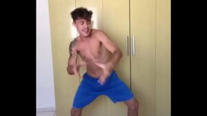 Videos de corintianos gay dançando