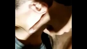 Videos de sexo entre gays em banheiro publico