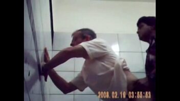 Videos de sexo no banheiro.gay
