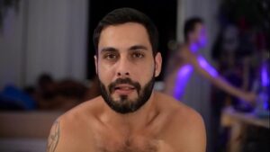 Videos gay gigantes sem camisinha