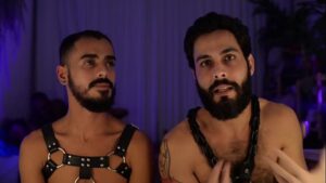Videos gays gangbag sem capa