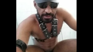 Vídeos machos gay brasileiro