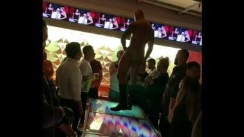 Videos stripper boate gay
