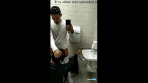 X video gay banheiro uerj