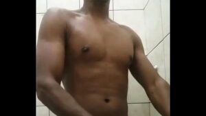 Xnnx videos de gay musculoso na punheta