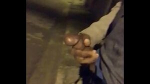 Xvideos gays policial dando dura num suspeito na rua