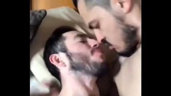 Beijo gay sensse8