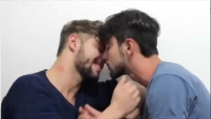 Beijos gostosos gay