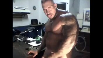 Bodybuilder man gay cum eater porn gay