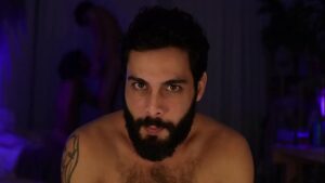 Casal gay brasileiro fudendo sem capa
