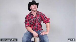 Cowboy metendo gostoso com gay