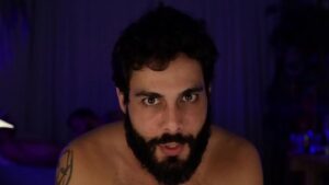 Gay brasileiro fudendo sem capa e gemendo muito