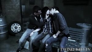Gay saopaulino se beijando