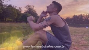 Latinos super dotados x vídeos gay