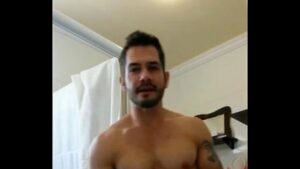Machos brasileiros fortes e peludos fucking.it other gay sex videos
