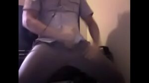 Policial gay amateur xvideos
