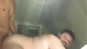 Sexy video gay parrudo hd