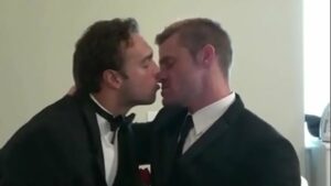 Supernatural gay kiss