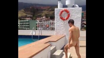 Video de gay reen na piscina xnxx