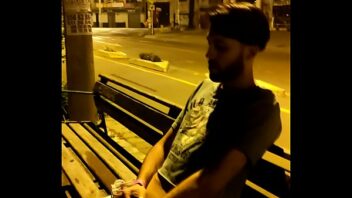 Video de morador de rua gay transado