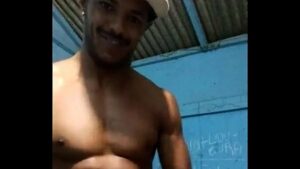 X vídeos gays brasilian novos moleques