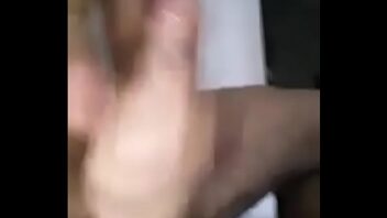 Xvideo gay batendo punheta assistido filme porno