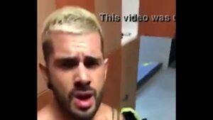 Xvideo gay no banheiro da academia