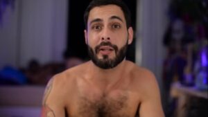 Xvídeos gay pornô com negão sem camisinha