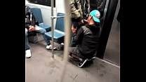 Cogiendo en el metro gay