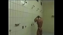 Passeando pelados no chuveiro