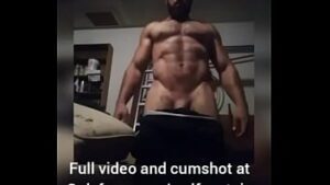 Bodybuilder gay nude